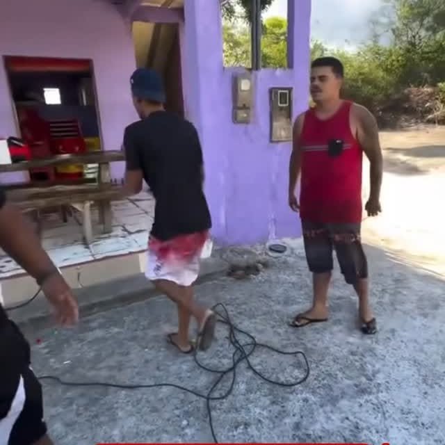 Um blogueiro de Salvador, conhecido nas redes sociais como Bolete e que soma mais de 262 mil segu…